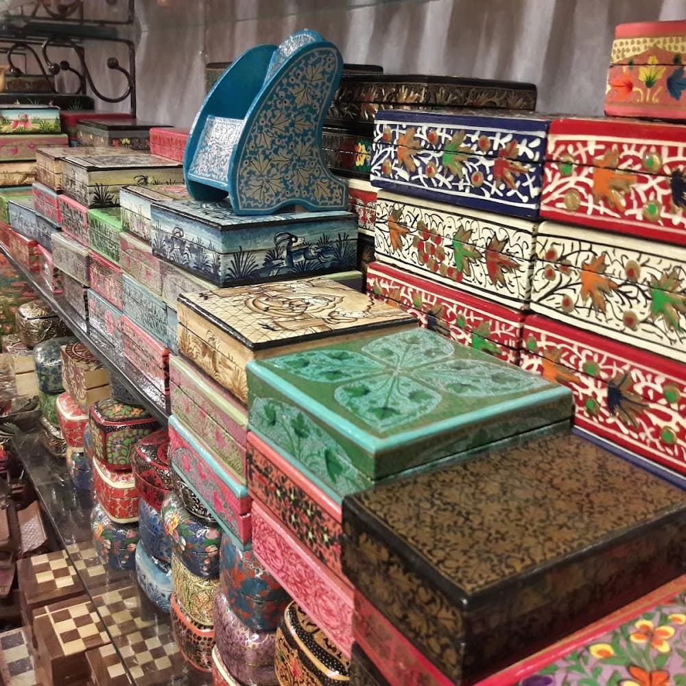 Kashmir handloom and handicraft