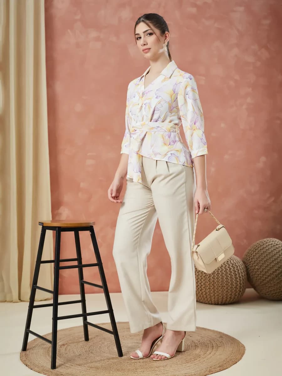 Latin Quarters Women's Lilac 3 / 4Th Sleeves Printed Collared Casual Shirt image 2